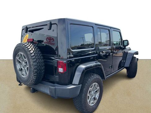 Used 2016 Jeep Wrangler Unlimited Rubicon w/ Dual Top Group AWD/4WD image 4