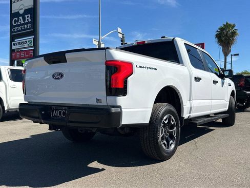 Used 2024 Ford F150 Lightning Pro image 13