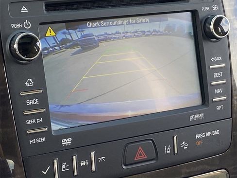 Used 2015 Buick Enclave Premium w/ Trailering Package image 29