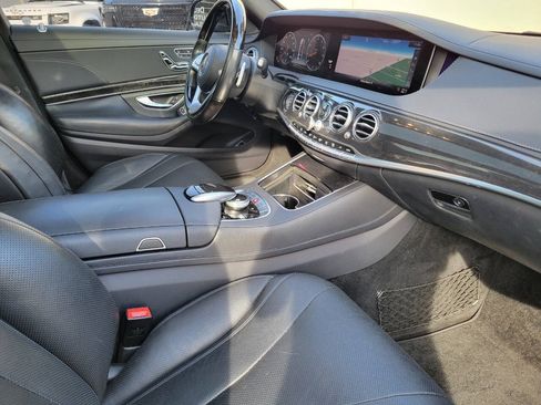 Used 2019 Mercedes-Benz S 450 Sedan image 11