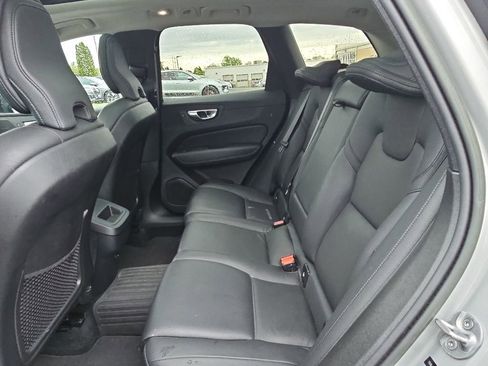 Used 2023 Volvo XC60 B5 Plus w/ Protection Package Premier AWD/4WD image 12