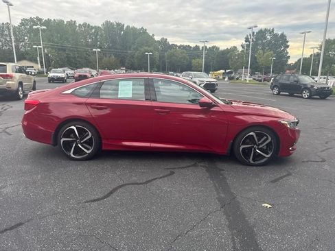 Used 2020 Honda Accord Sport image 2