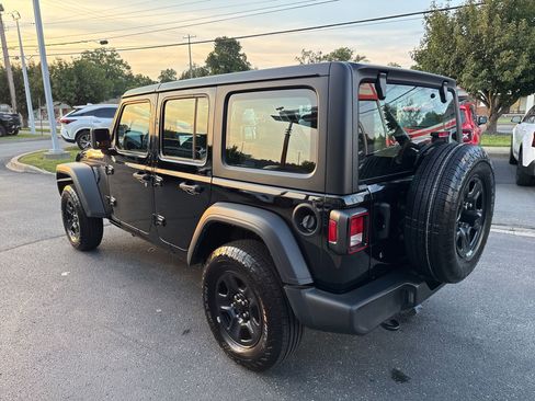 Used 2024 Jeep Wrangler Sport image 6