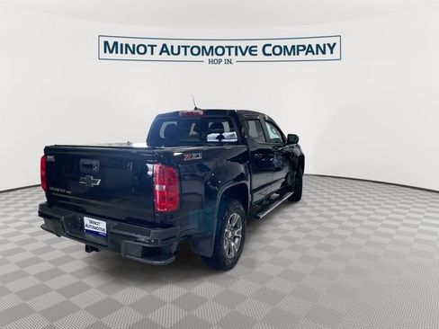 Used 2020 Chevrolet Colorado Z71 w/ LPO, Premium Interior Package AWD/4WD image 8