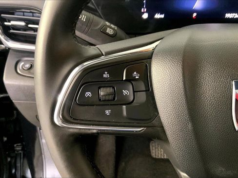 Used 2025 Buick Envista Sport Touring FWD image 18