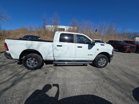 Used 2024 RAM 2500 Big Horn image 9