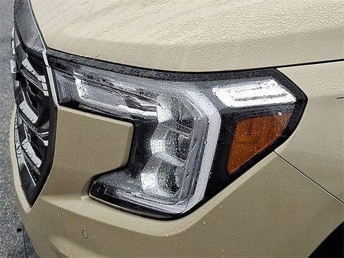 Used 2022 GMC Terrain AT4 w/ Tech Package image 27