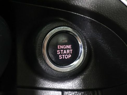 Used 2021 Subaru Forester Premium AWD/4WD image 39