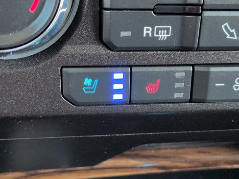 Certified 2020 Ford F150 Lariat AWD/4WD image 22
