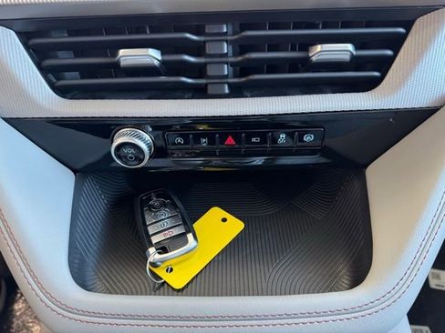 New 2026 Ford Explorer Active w/ Active Comfort Package image 20