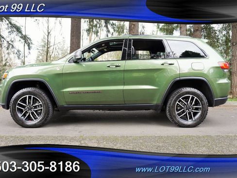 Used 2020 Jeep Grand Cherokee Trailhawk image 1