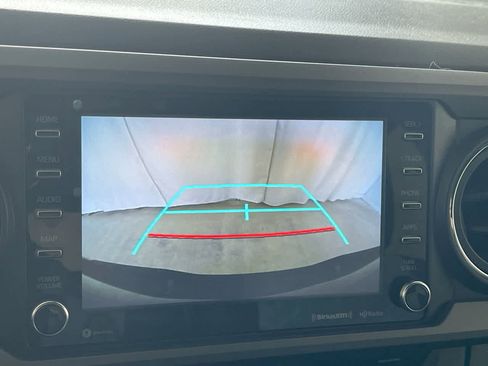 Used 2023 Toyota Tacoma TRD Off-Road image 17