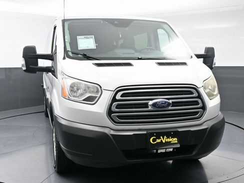 Used 2015 Ford Transit 350 XLT image 4