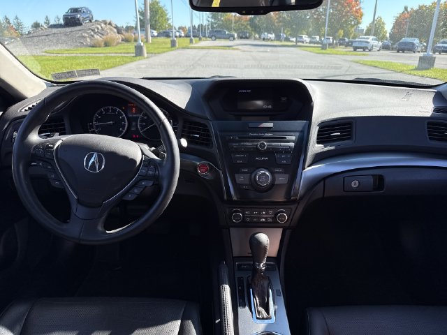 Used 2013 Acura ILX w/ Premium Package FWD image 16