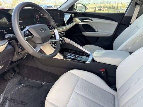 New 2025 Audi Q5 Premium image 22