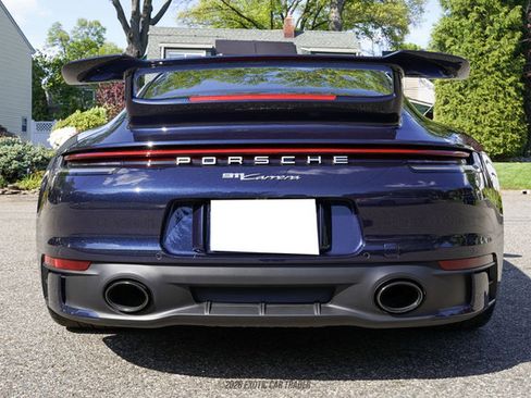 Used 2021 Porsche 911 Carrera RWD image 7