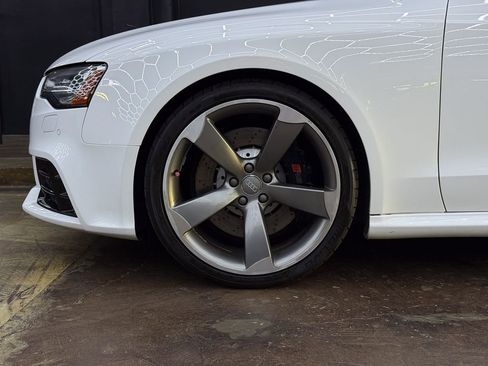 Used 2013 Audi RS 5 Coupe w/ Audi MMI Navigation Plus Pkg AWD/4WD image 3
