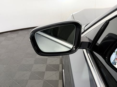 Used 2020 BMW 530i w/ Convenience Package RWD image 25