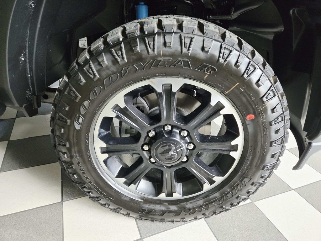 New 2026 RAM 2500 Warlock AWD/4WD image 12