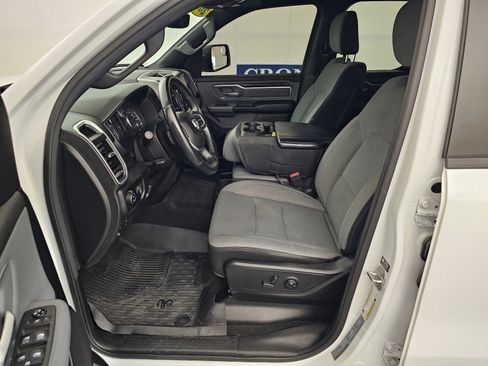 Used 2021 RAM 1500 Big Horn AWD/4WD image 4