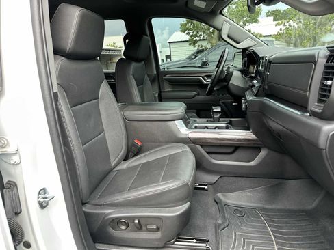 Certified 2023 Chevrolet Silverado 1500 LTZ w/ LTZ Convenience Package II AWD/4WD image 19