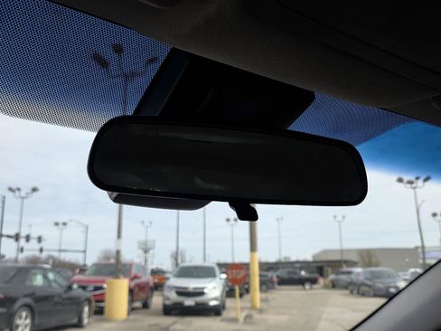 Used 2018 Toyota Avalon XLE image 26