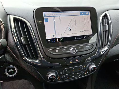 Used 2022 Chevrolet Equinox RS w/ Infotainment Package image 14