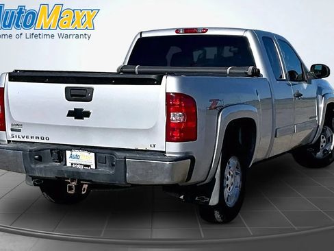 Used 2010 Chevrolet Silverado 1500 LT w/ Power Pack Plus AWD/4WD image 6
