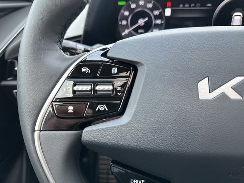 New 2025 Kia Niro Wave w/ Wave Preserve Package image 35