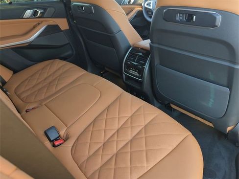 Used 2026 BMW X5 xDrive40i w/ M Sport Package image 14