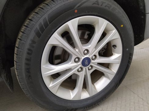 Used 2017 Ford Escape SE AWD/4WD image 31