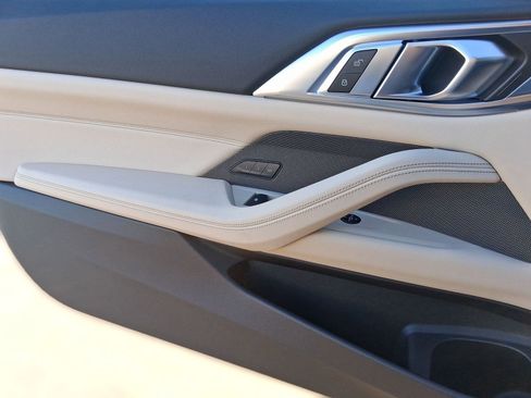 New 2026 BMW 430i Convertible image 11