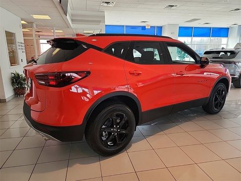 New 2025 Chevrolet Blazer LT w/ Midnight/Sport Edition image 6