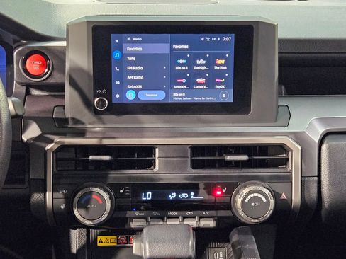 Certified 2025 Toyota 4Runner 4WD image 16