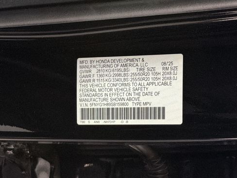 Certified 2025 Honda Pilot Elite image 27