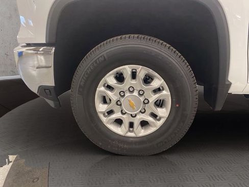 New 2026 Chevrolet Silverado 3500 LT w/ All Star Edition AWD/4WD image 10