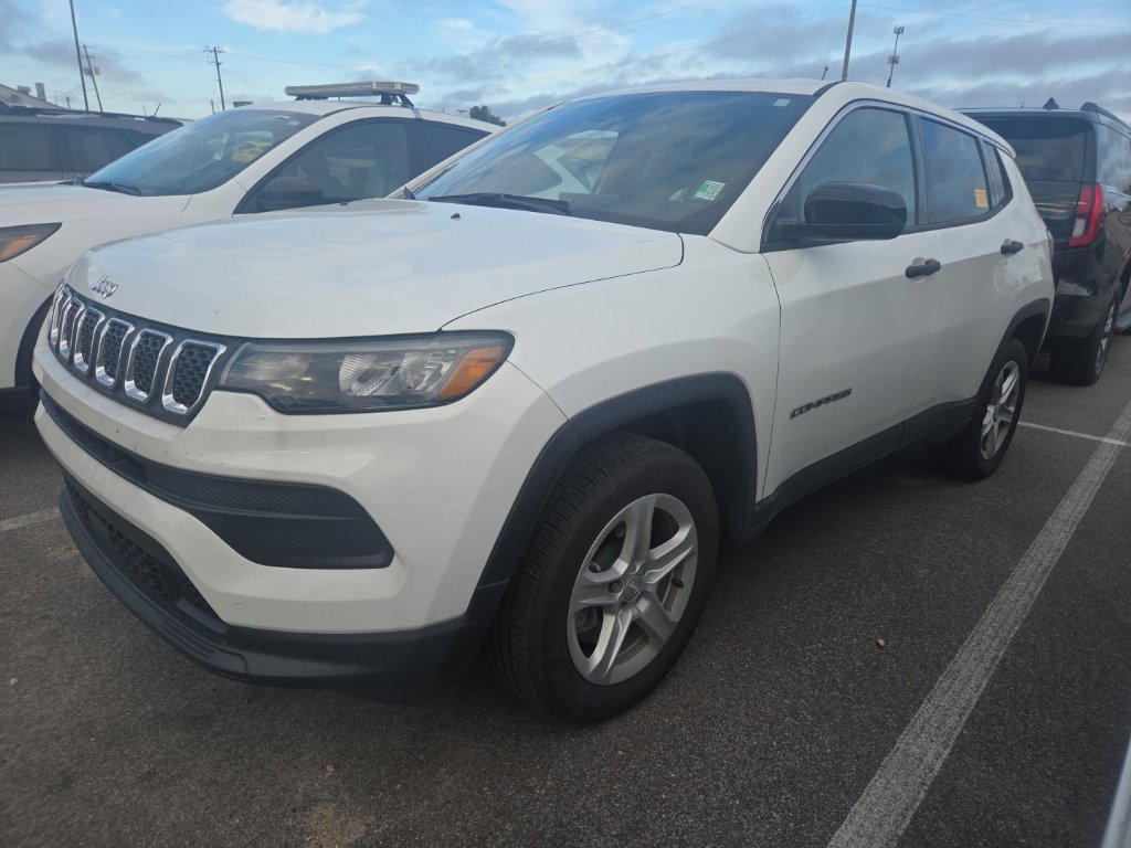 Used 2023 Jeep Compass Sport AWD/4WD image 6