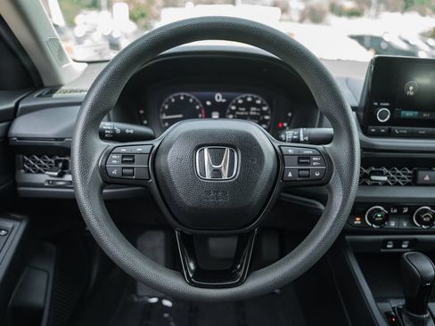 Used 2025 Honda Accord SE image 23