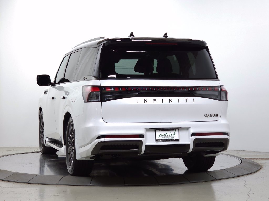 Used 2026 INFINITI QX80 Autograph w/ Premium Cargo Package AWD/4WD image 3