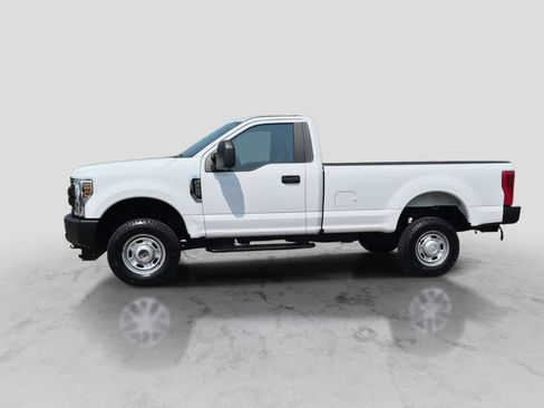 Used 2019 Ford F250 XL w/ Snow Plow Prep Package AWD/4WD image 5