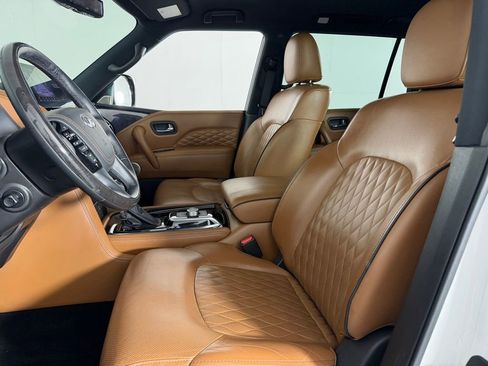 Used 2024 INFINITI QX80 Sensory w/ Cargo Package AWD/4WD image 23