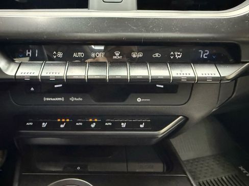 Used 2022 Lexus UX 250h w/ Premium Package image 19