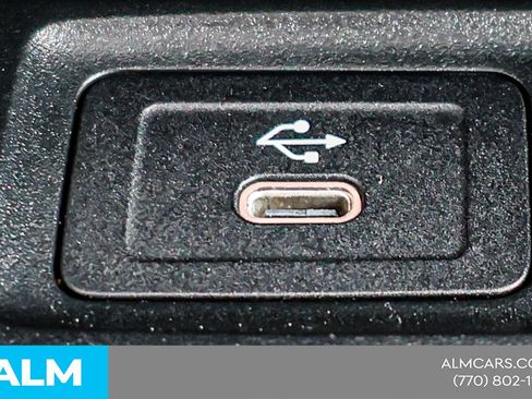 Used 2025 Mercedes-Benz CLA 250 4MATIC image 32