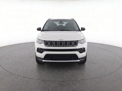 Used 2024 Jeep Compass Limited AWD/4WD image 5