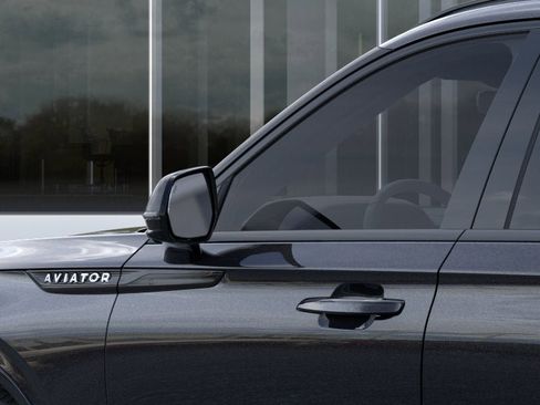 New 2026 Lincoln Aviator AWD image 20