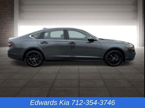 Used 2024 Honda Accord EX image 2