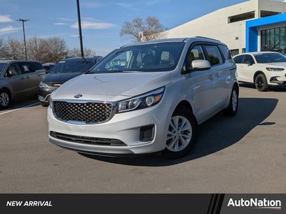 Used 2015 Kia Sedona LX
