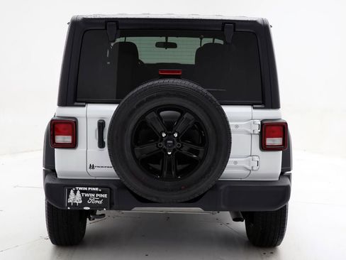 Used 2023 Jeep Wrangler Unlimited Sport AWD/4WD image 7