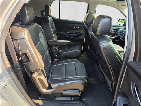 Used 2018 Chevrolet Traverse LT AWD/4WD image 13