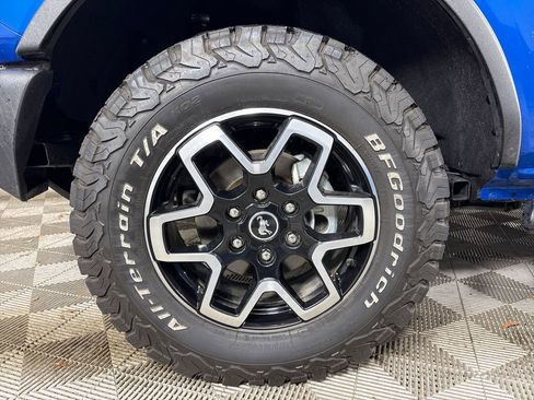 Certified 2022 Ford Bronco Base image 14